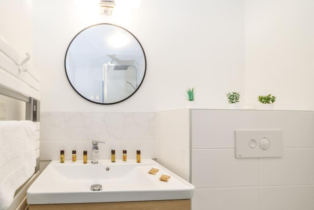 Appartement T2 Cozy Proche Du Centre Avec Canape Lit - 51blatin